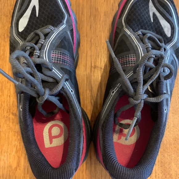 Brooks Shoes Brooks Pureflow Tennis Shoes Poshmark